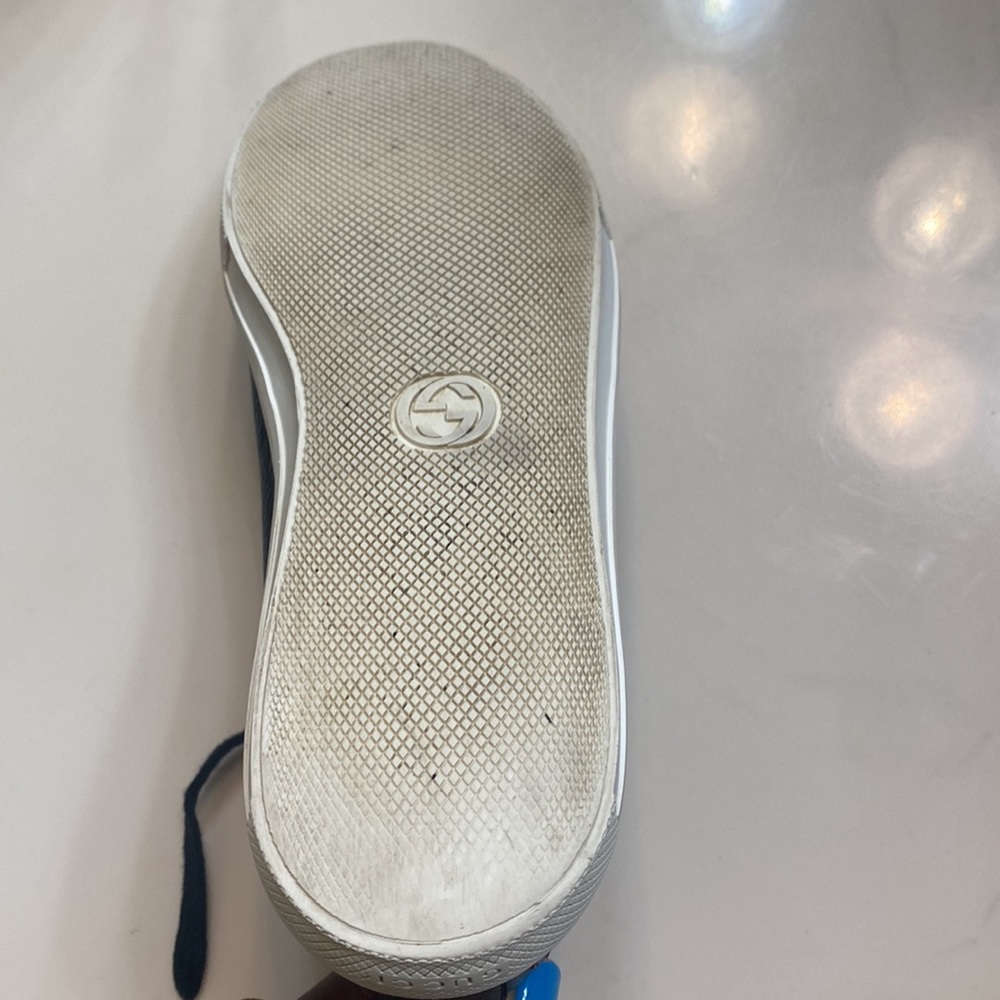 Gucci Leather Snake Embroidered High Top Sneaker - Picture 5 of 7